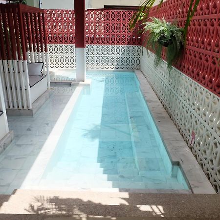 בנגקוק Talakkia Boutique Hotel מראה חיצוני תמונה